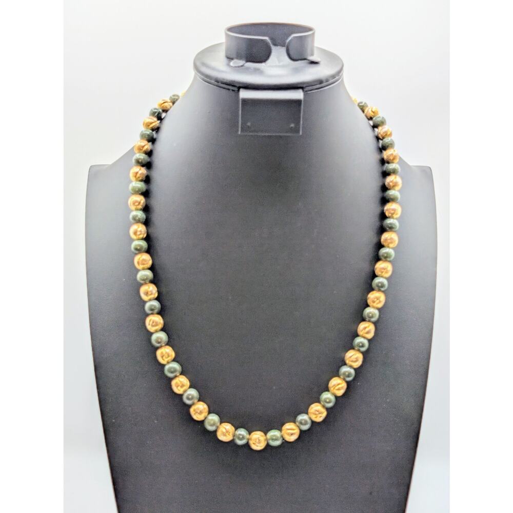 Vintage Green Stone Gold Tone Etched Textured Bead Barrel Clasp 25" Necklace